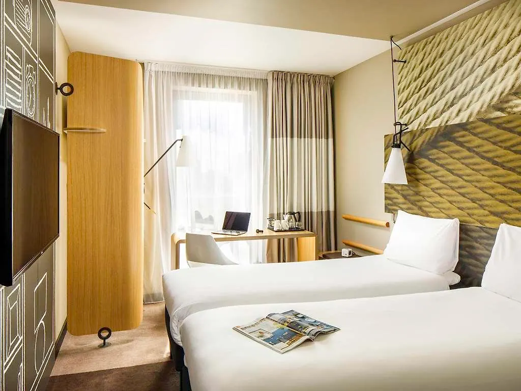 *** Hotel Ibis London Canning Town Reino Unido