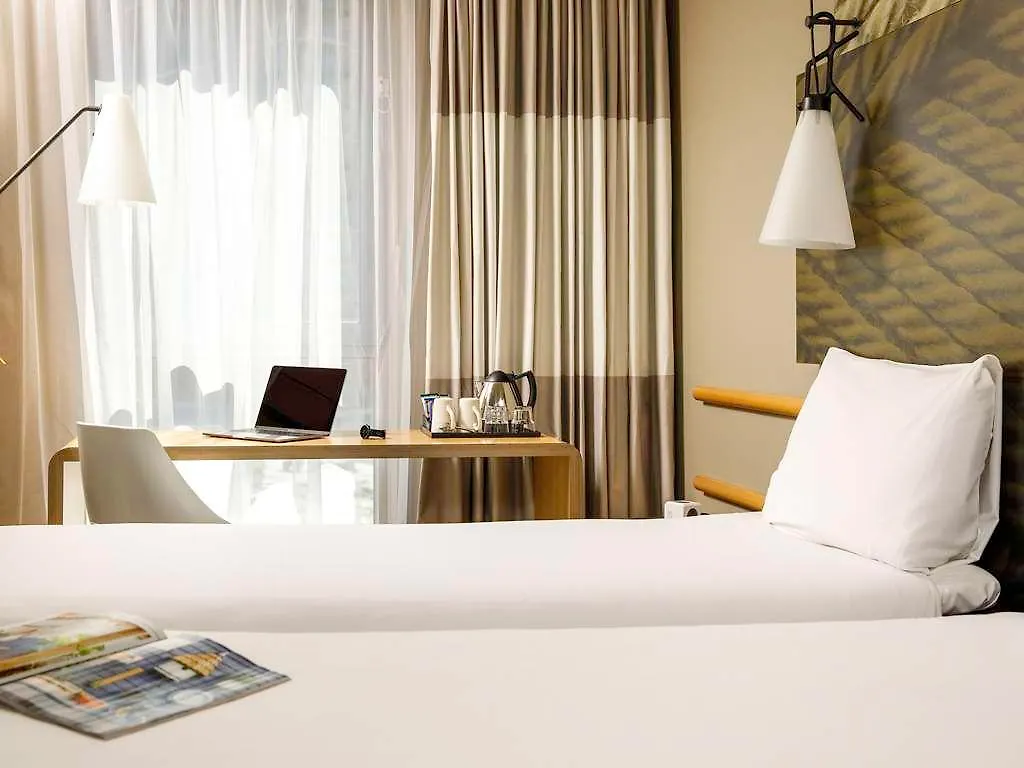 Ibis London Canning Town Hotel